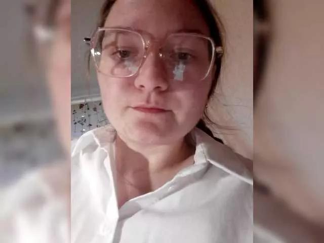 --tata-- on BongaCams 