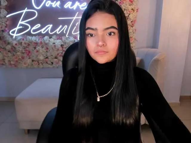AlanaFord on BongaCams