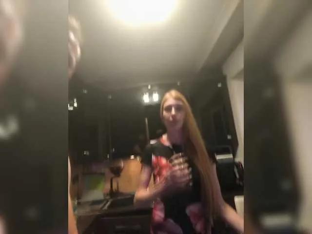 AnnaMaks12 on BongaCams