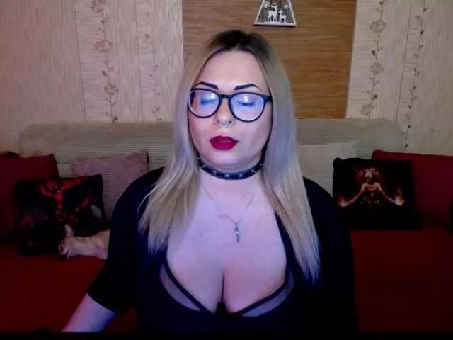 AnnessixReign on BongaCams 