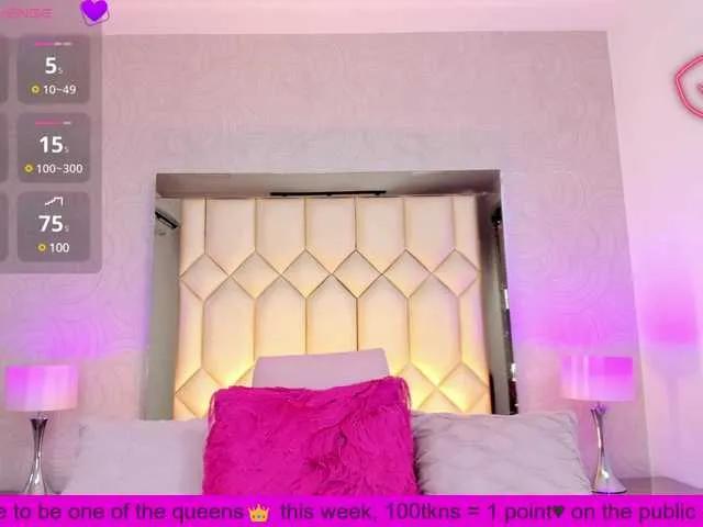 BellaSaint on BongaCams