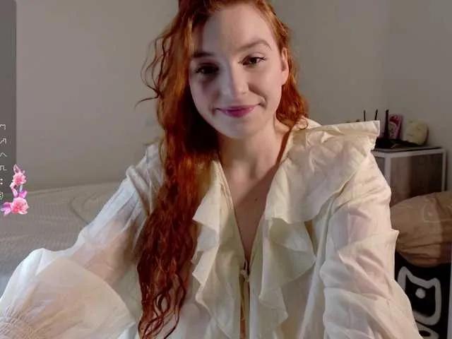 cinnabongirl on BongaCams