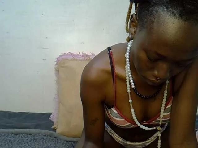 Dammyyaro on BongaCams