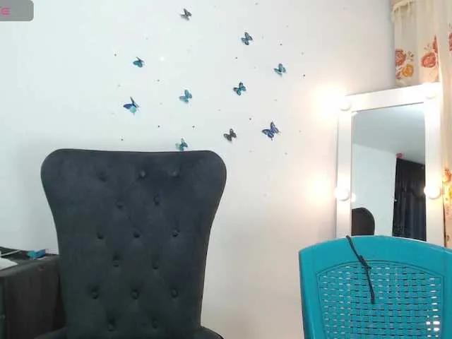 Evelyn-blak on BongaCams 