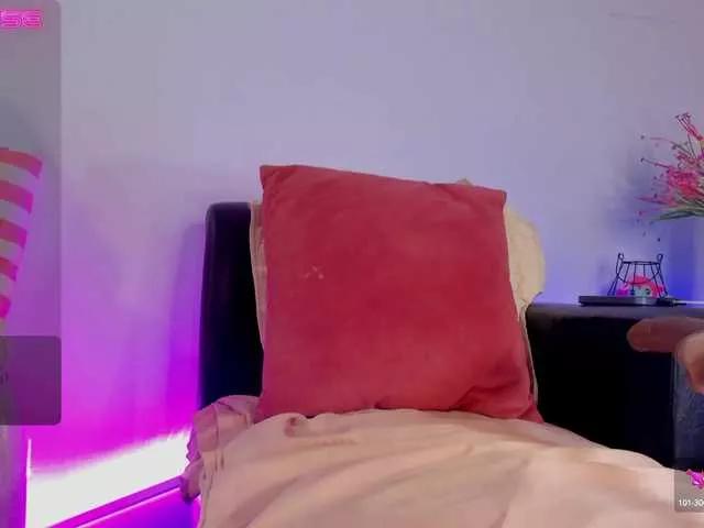 HannaBlaze on BongaCams 