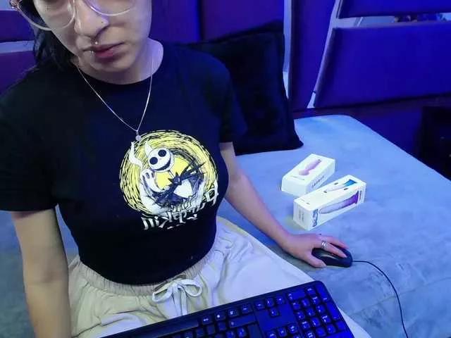 kattyqueenn on BongaCams 
