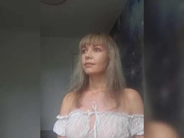 Kissz on BongaCams