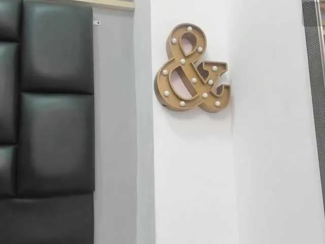 krystalcatro on BongaCams