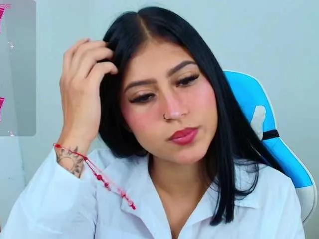 lil-star on BongaCams 