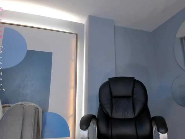 LizzHamilton on BongaCams 
