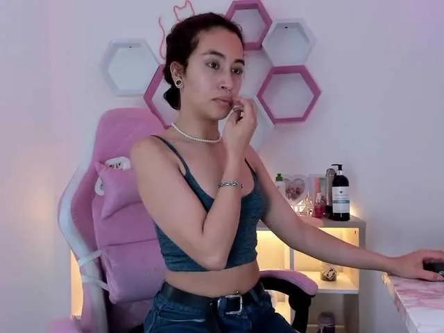 LunaMeyer on BongaCams