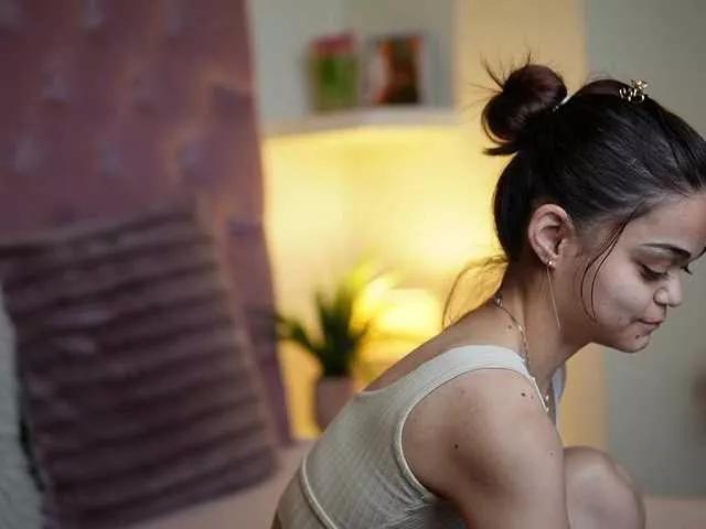 MaiaMini on BongaCams 