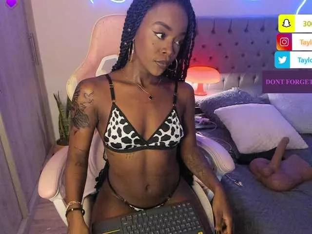 Miss-west on BongaCams 