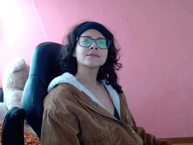 morahaze on BongaCams