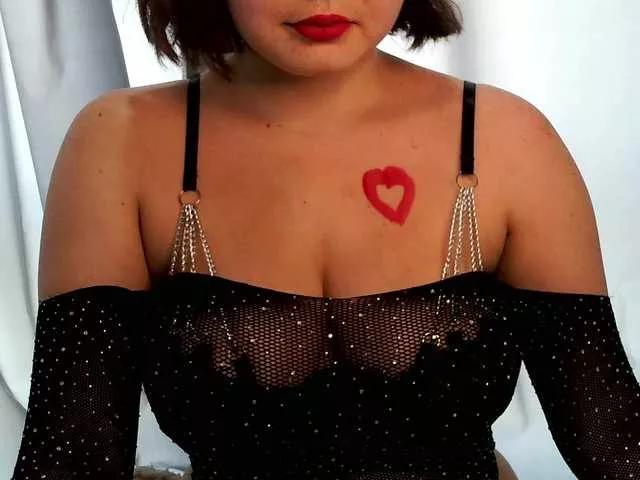 QueenTina on BongaCams 