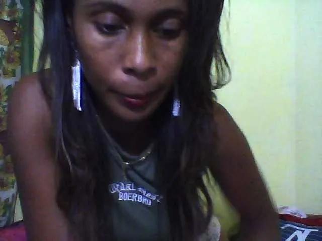 Reine2delice on BongaCams