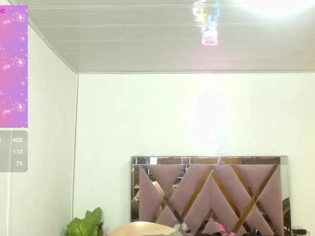 SAAYA-TAY on BongaCams