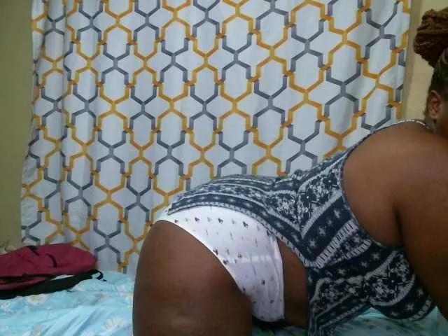 Sexxyneil on BongaCams 