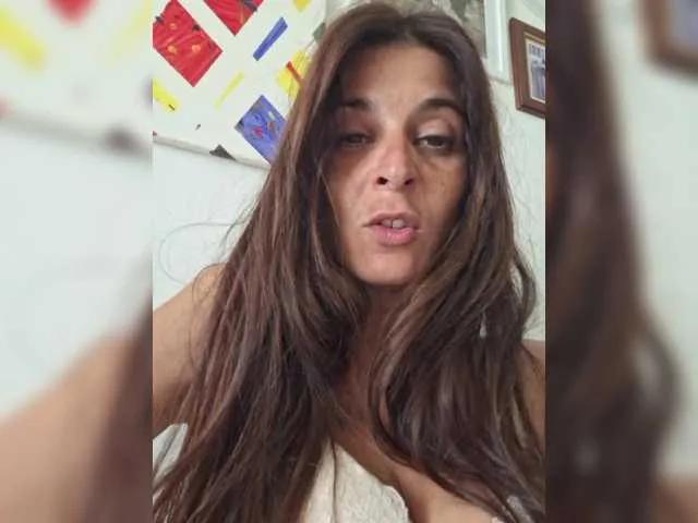 Viola18 on BongaCams