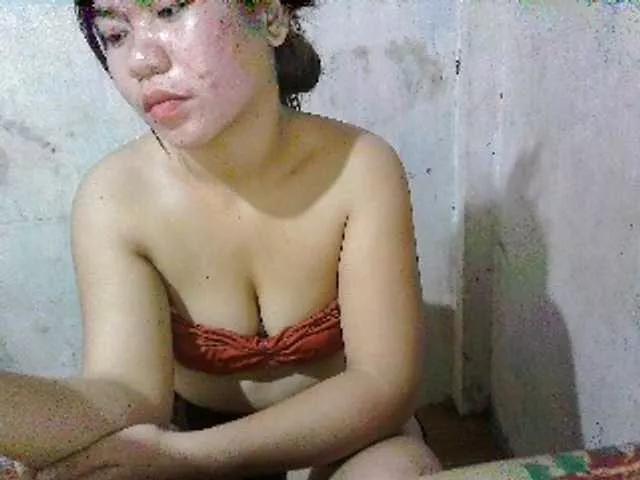 yummycumcutegirl-18x on BongaCams 