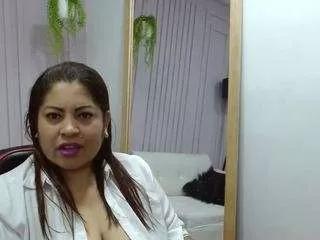 karla-hilton18 from CamSoda is Freechat