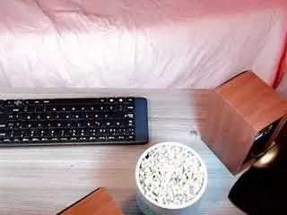 manuela-kingsley on CamSoda