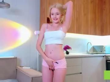 _starshine — Starshine is sunhine Hey Lolla is here! im #skinny #new #teen #shy with #bigtits girl!  Goal: deep doggy [33 tokens remaining]