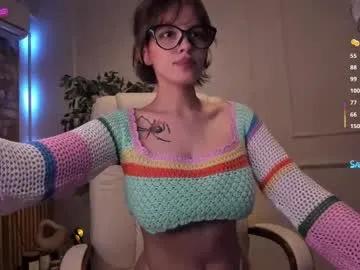 adalyn_glow on Chaturbate 