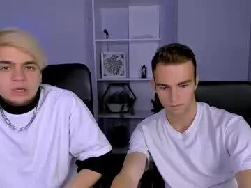 astren_villo — GOAL: take off shirt [345 tokens remaining] Welcome to my room! #muscle #young #abs #slave #sexy