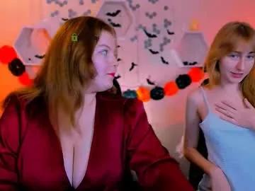 beauty_ginger — GOAL: show biceps [75 tokens remaining] Welcome to my room! #nonude #18 #mistress #teen #lesbian