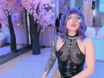 biizzy_noar — Raven X bdsm hot  - Multi Goal: Show saliva [32 tokens left] #cosplay #petite #deepthroat #anal #squirtinging