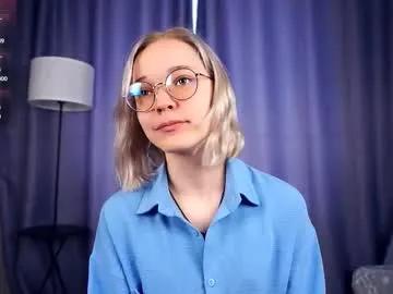 deannmaslen — GOAL: Remove these shorts from me [55 tokens remaining] Welcome to my room! #new #18 #shy #skinny #bigboobs Hi Im Charlie, my toy's on a sensitive clitoris, check my reaction