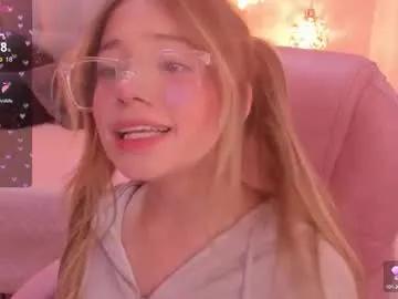 dulce_powl — GOAL: Sexy Dance [260 tokens remaining] Welcome to my room! #18 #feet #flexible #glasses #ahegao