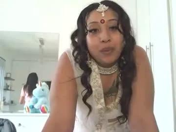 elegentaura on Chaturbate 