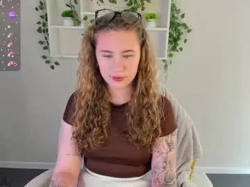 elsie_cutties — Punish me [14 tokens left] #puffynipples #smalltits #18 #daddysgirl  #cute