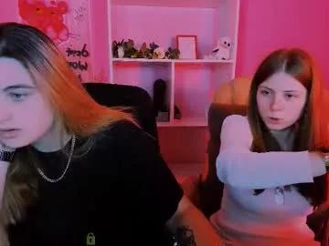 foxy_tease_ — GOAL: tongue sucking [175 tokens remaining] Welcome to my room! #lesbian #smoke #kiss #18 #couple