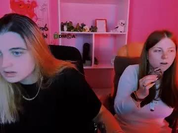 inga_gree — GOAL: show tongue [122 tokens remaining] Welcome to my room! #lesbian #mistress #bigass #C2C #bigboobs