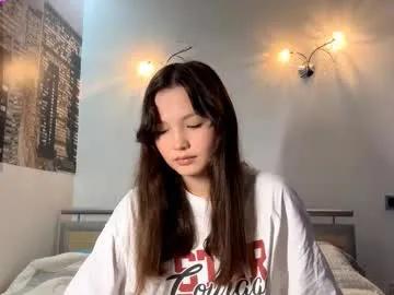 kassandrataulbee — GOAL: lick lips close to cam! [15 tokens remaining] <: My name is Kira #new , new experience to me, hope it turns out well :3 #skinny #asian #18 #shy