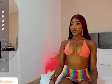 leslie_kourtrey on Chaturbate 