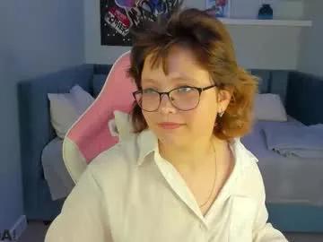 nina_lunaa on Chaturbate 