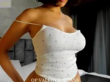 roldansvalery — Love, make me happy tuesday :) #lovense #cum #tease #curvy #latina Next Goal #3/5 in 09:56