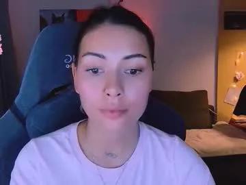 valorant_girl —  private show (nude)  #18 #bigass #lesbian #couple #asian [222 tokens remaining]