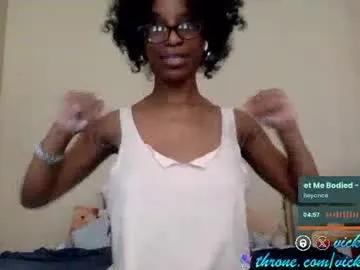 viiickyyy on Chaturbate 
