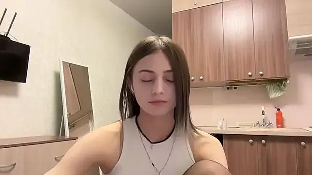 AidaGloshen — catch my air kiss