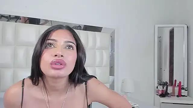 Alhana_pulido on StripChat 