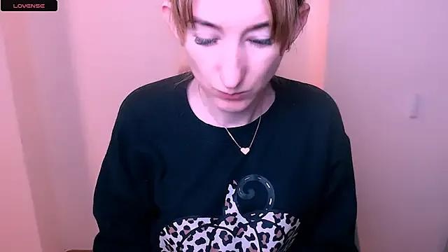 AmandaSell on StripChat 