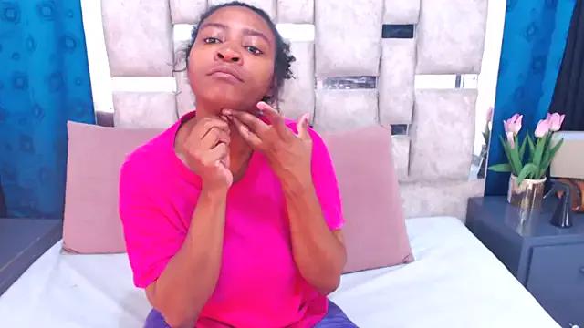 AmbarSmit on StripChat 
