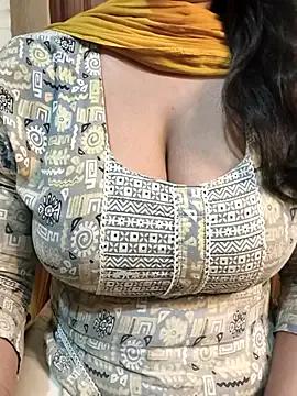 Anamika_Kapoor on StripChat