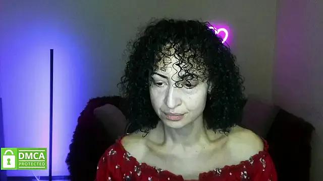 Arianasweety23 on StripChat 