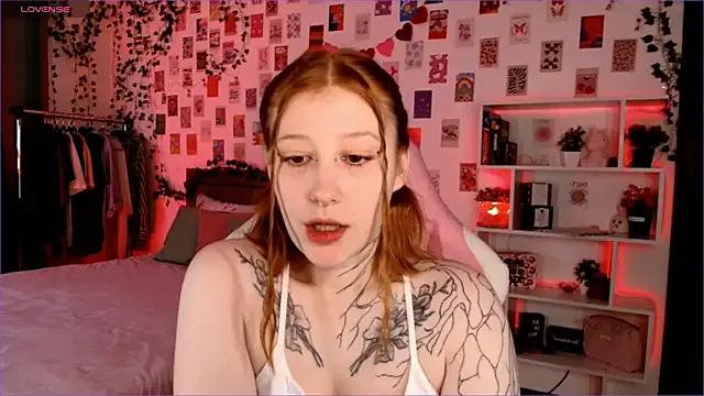 Ayla_Hicks on StripChat 